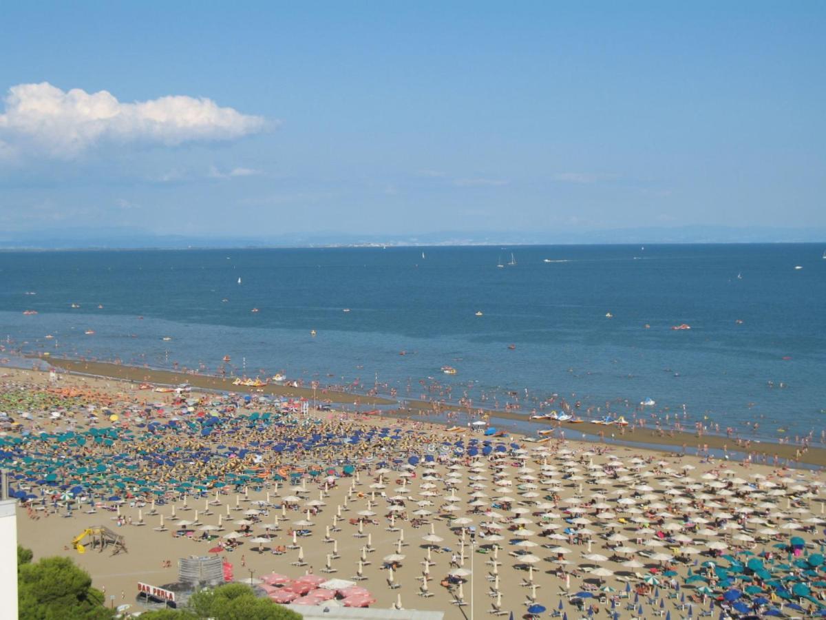 Apartment Parco Hemingway-4 By Interhome Lignano Sabbiadoro Exteriör bild